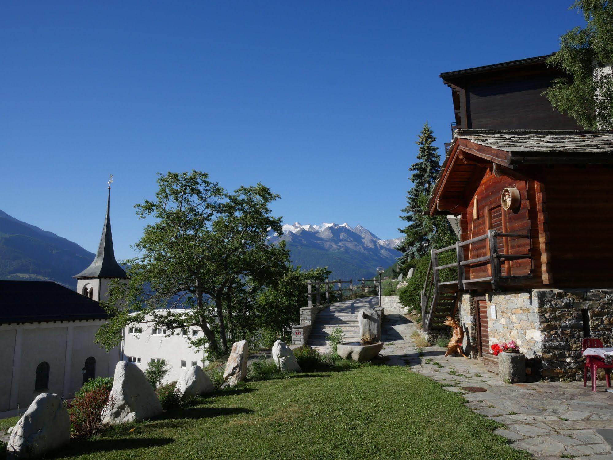 Hotel Alpenblick Zeneggen Exterior foto